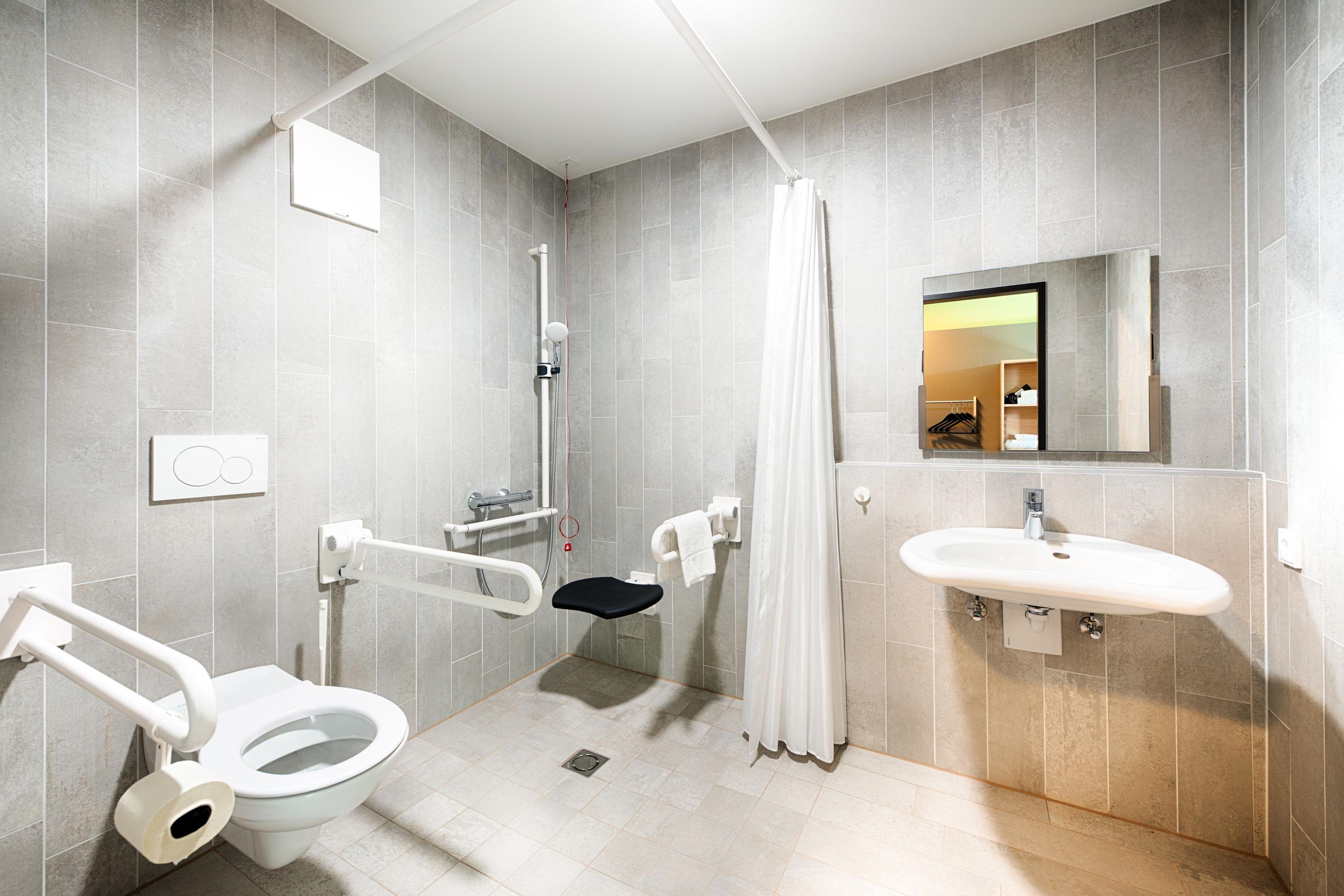 B&B Hotel Филлах Экстерьер фото