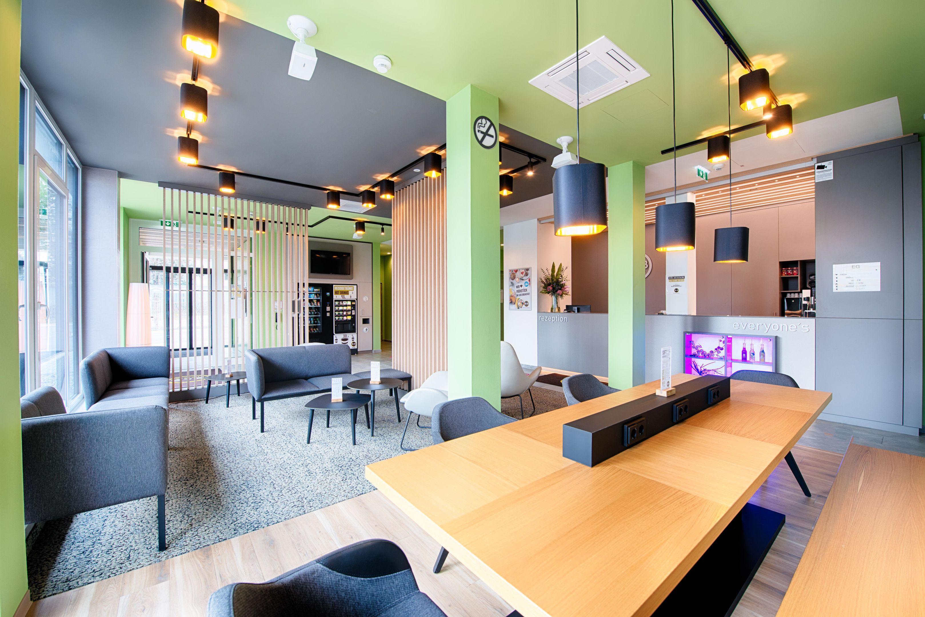 B&B Hotel Филлах Экстерьер фото